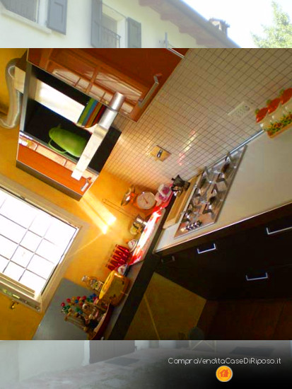 immobile destinazione casa famiglia - cucina