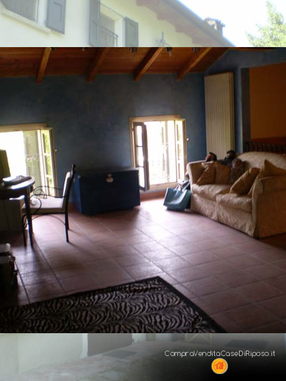 immobile destinazione casa famiglia - salotto