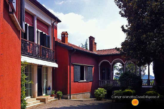 immobile adatto a casa di riposo - ingresso